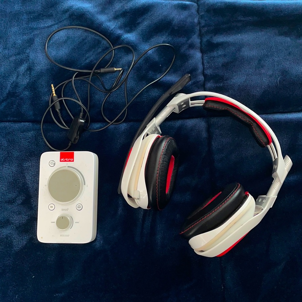 Astro a40s brand new MOD KID mix amp & wire includ